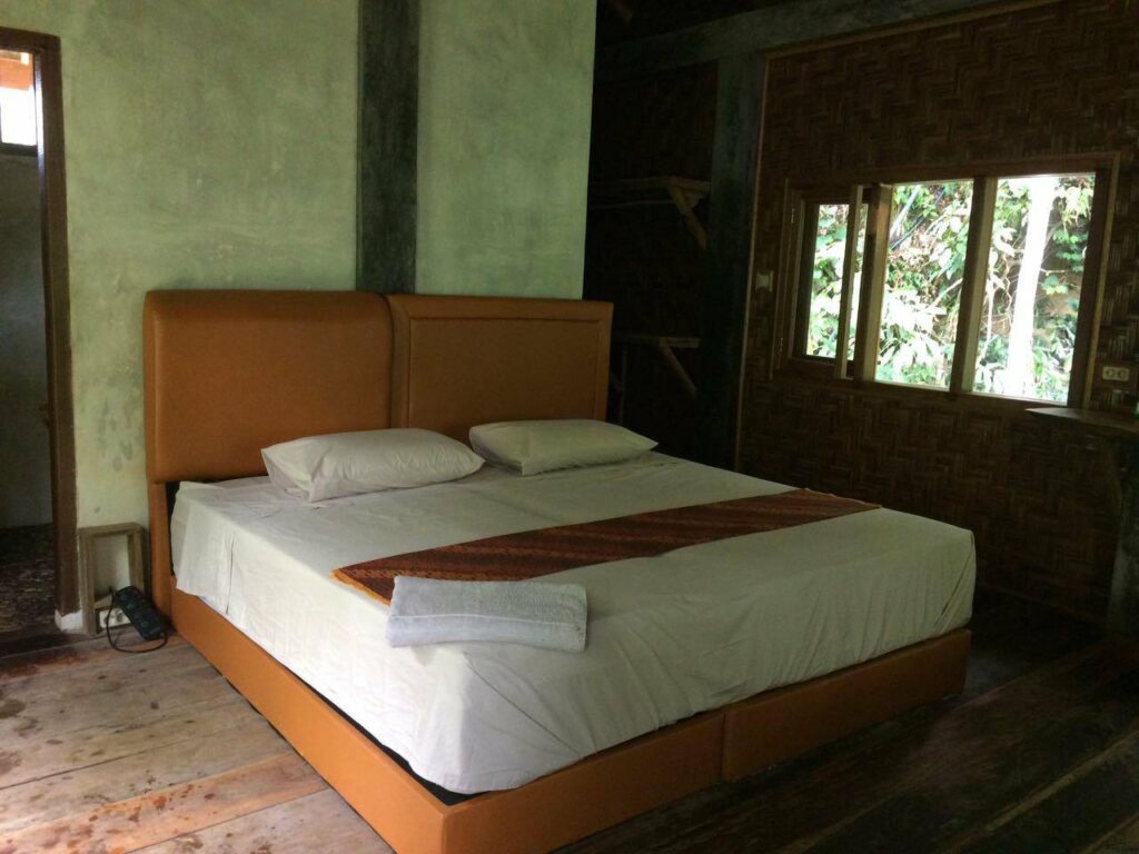 Sumatra Rainforest Eco Retreat Queen Bed